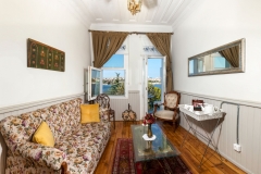 Seaview Balcony Suite, sitting room - Balkonlu Suit Oturma Odası